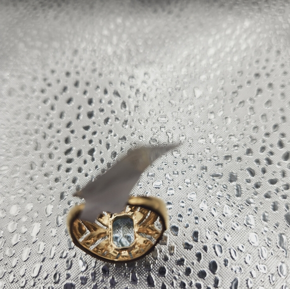 Ladies Ring - Picture 3 of 5